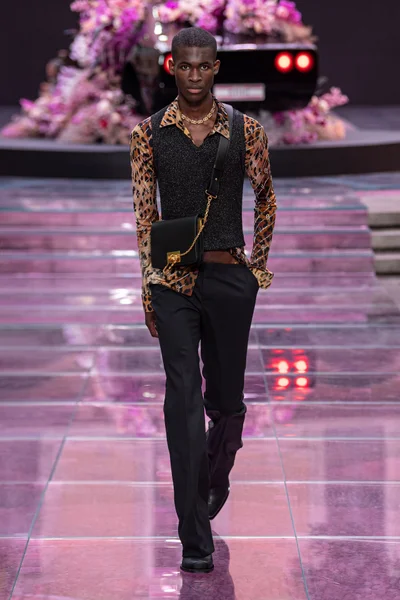 Look 56